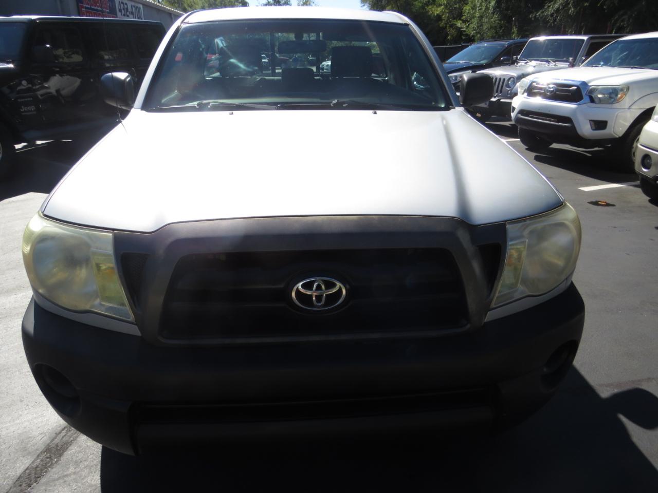 Toyota Tacoma Reg 109" Manual (Natl) 2006