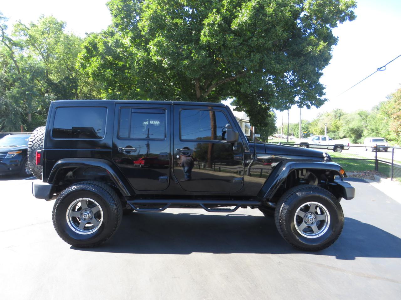 Jeep Wrangler Unlimited 4WD 4dr Rubicon 2014