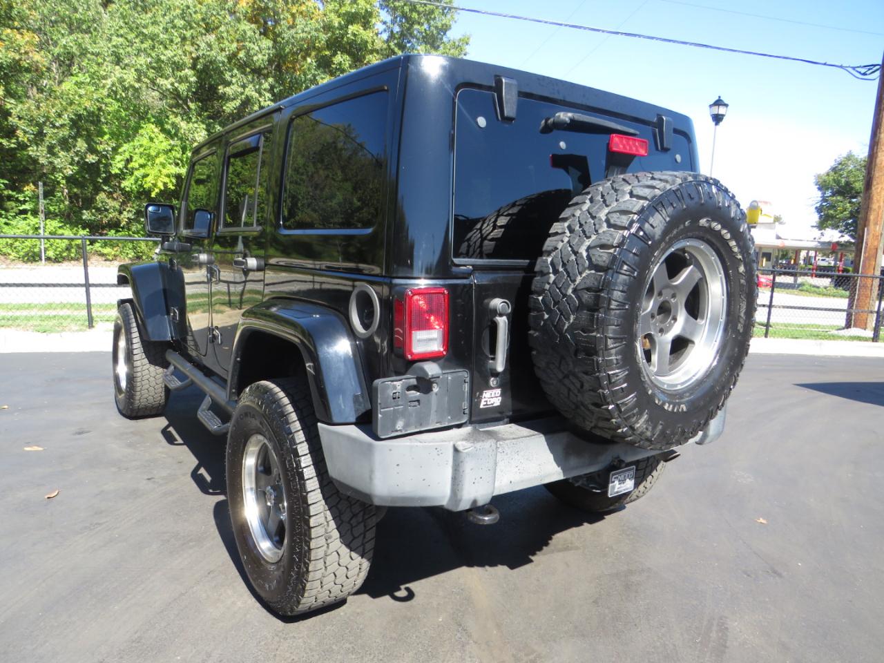 Jeep Wrangler Unlimited 4WD 4dr Rubicon 2014