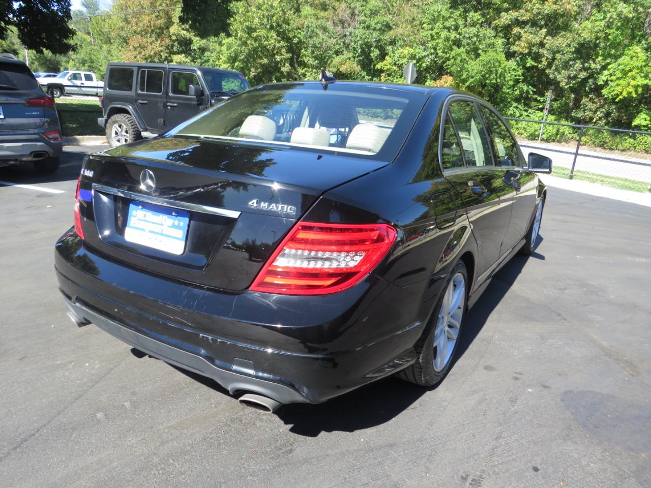 Mercedes-Benz C-Class 4dr Sdn C 300 Sport 4MATIC 2012