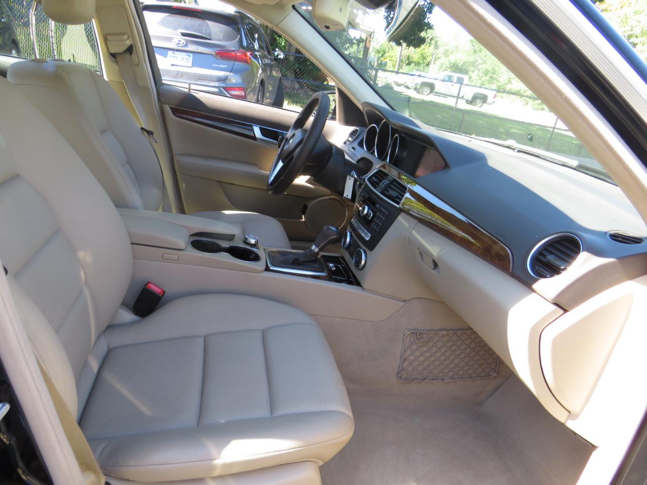 Mercedes-Benz C-Class 4dr Sdn C 300 Sport 4MATIC 2012