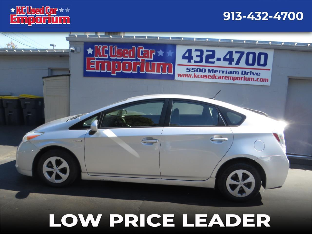 Toyota Prius 5dr HB Three (Natl) 2012