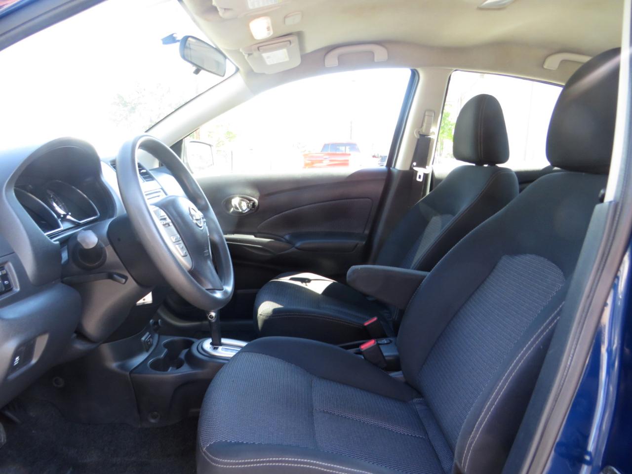 Nissan Versa Sedan 2018.5 SV CVT 2018
