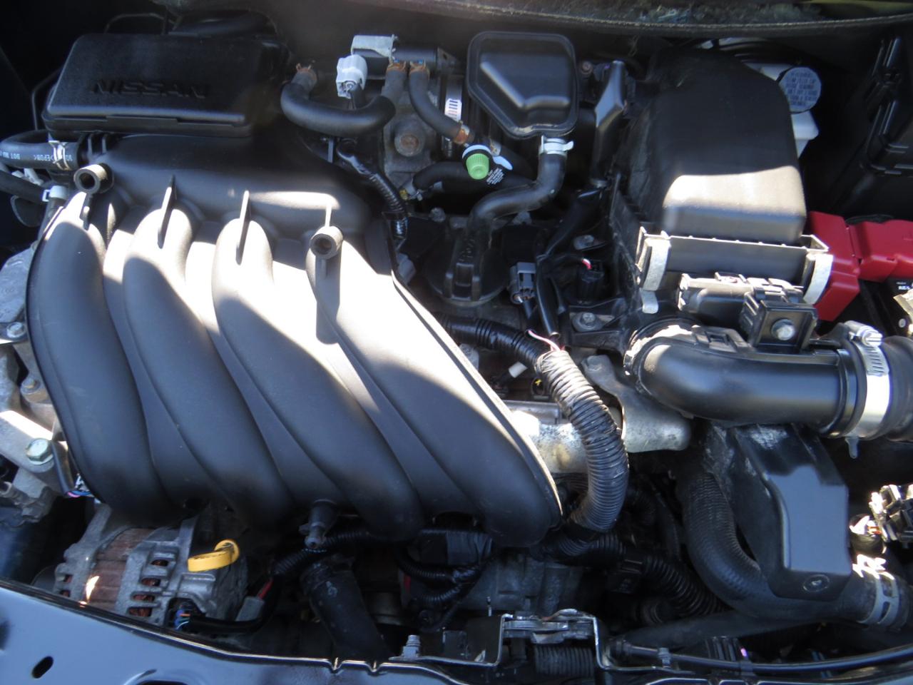 Nissan Versa Sedan 2018.5 SV CVT 2018