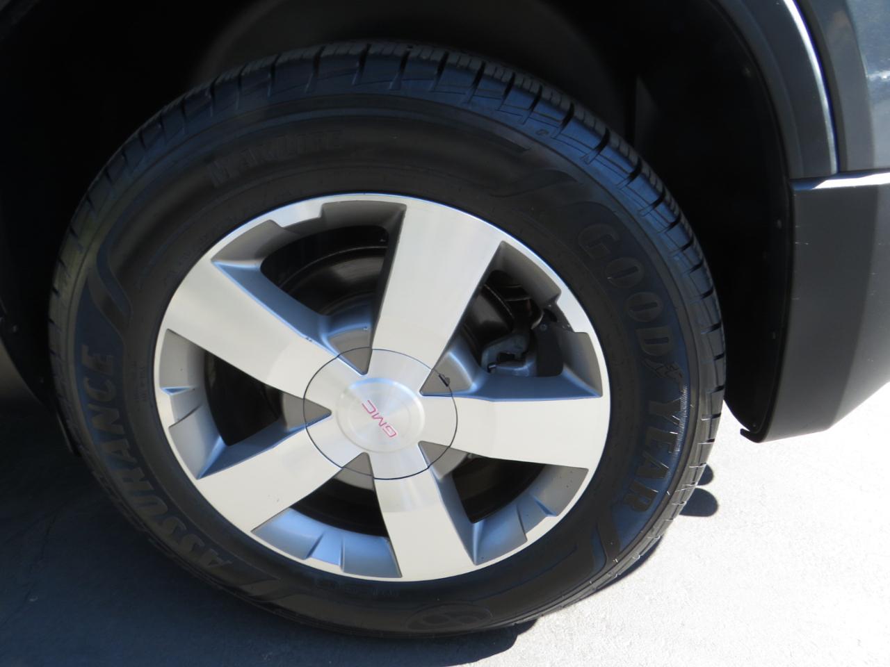 GMC Acadia AWD 4dr SLT1 2012