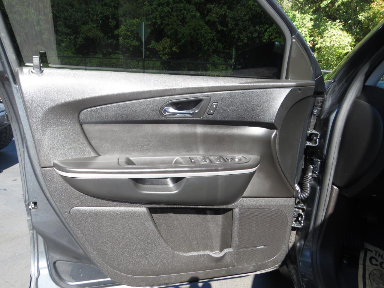 GMC Acadia AWD 4dr SLT1 2012