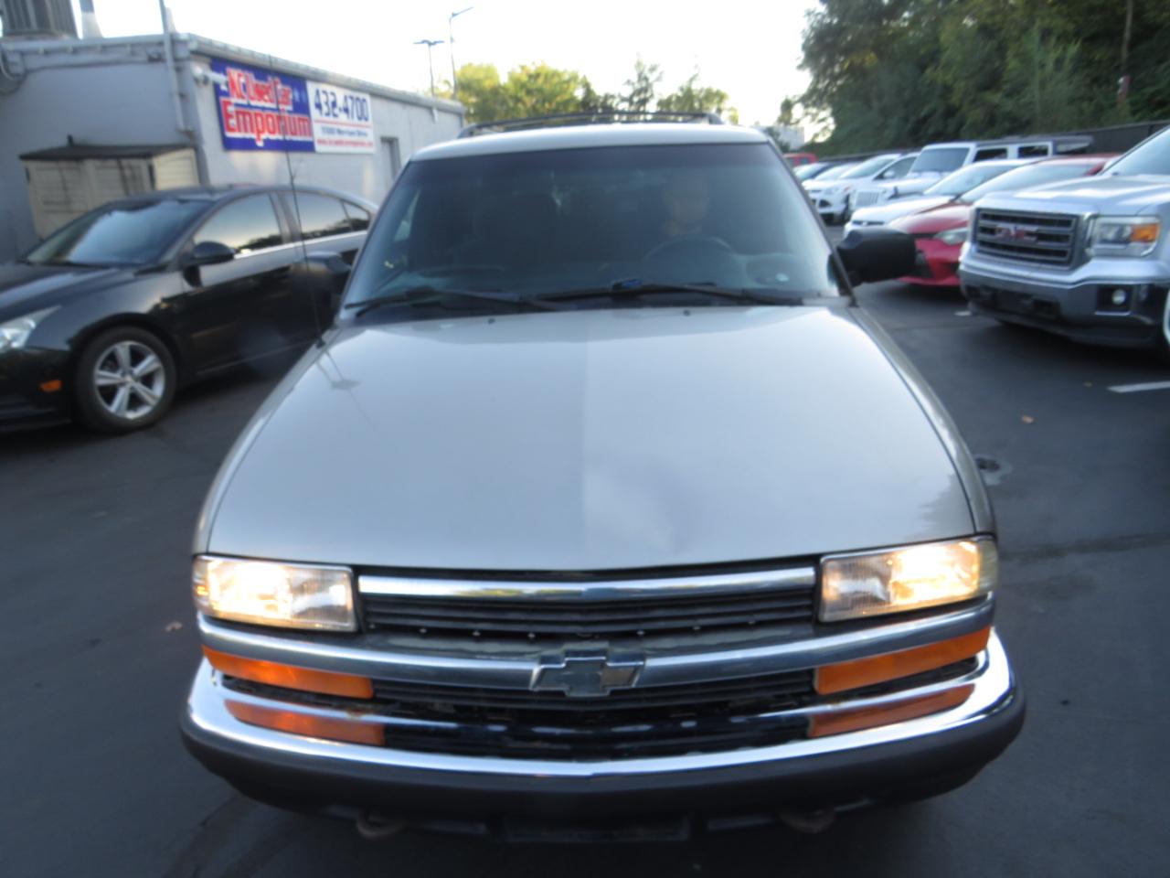 Chevrolet Blazer 4dr 4WD LT 2001