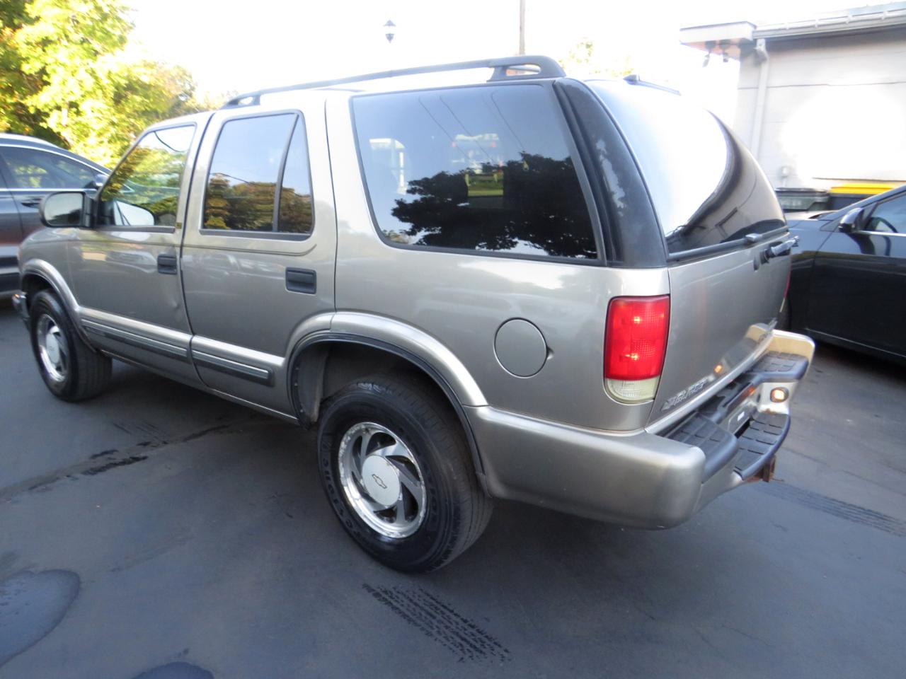 Chevrolet Blazer 4dr 4WD LT 2001