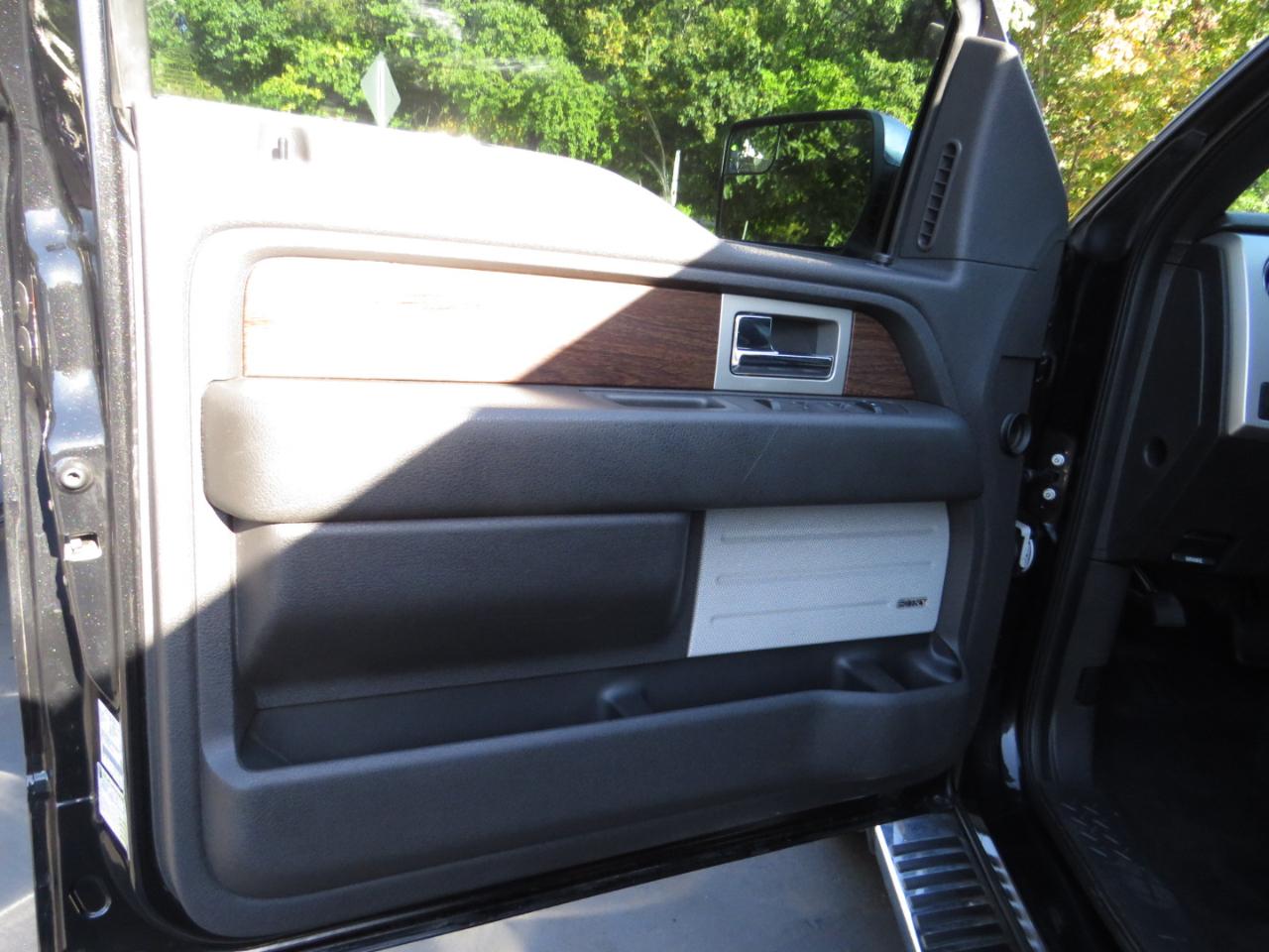 Ford F-150 4WD SuperCrew 145" King Ranch 2014