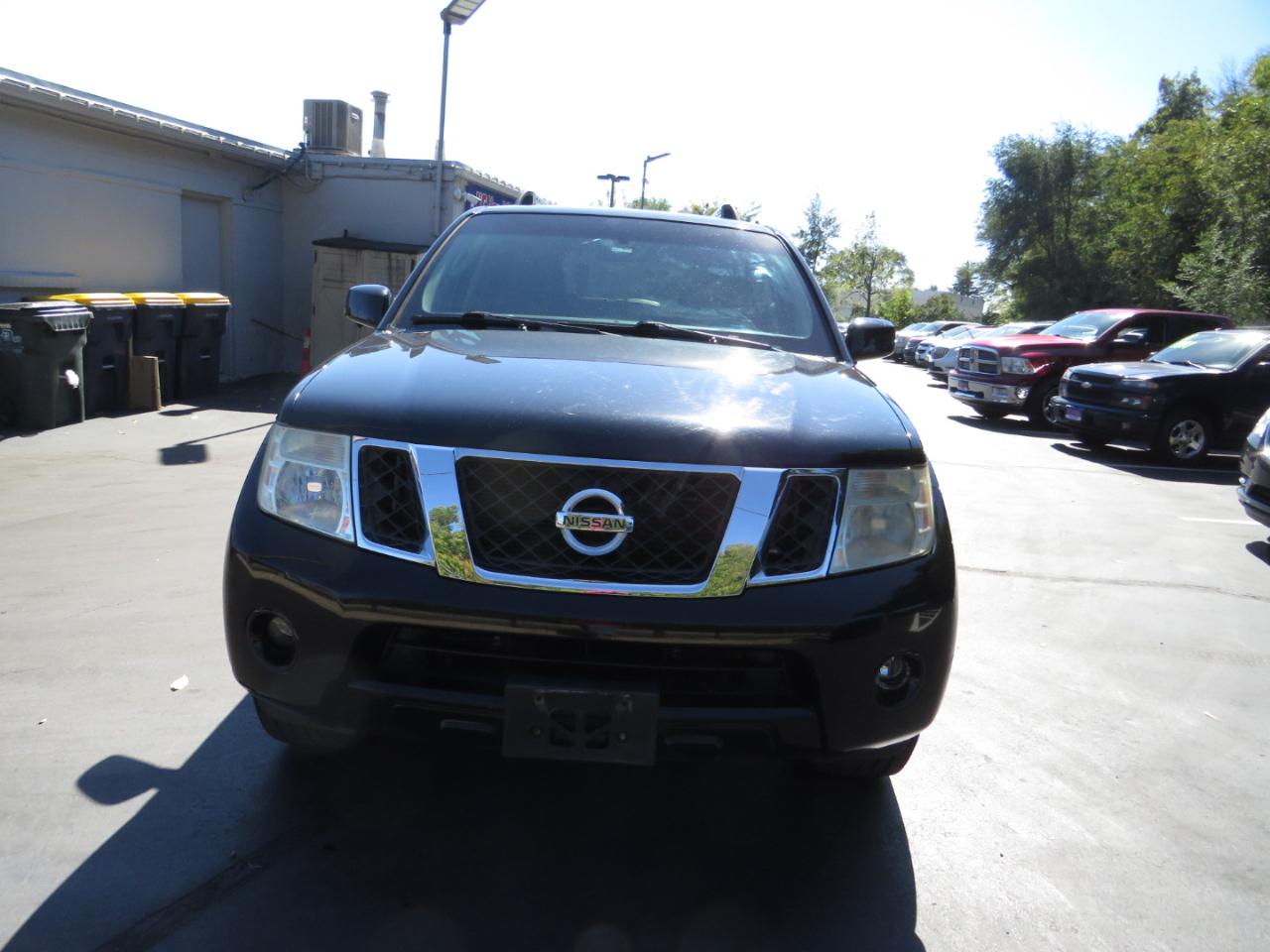 Nissan Pathfinder 4WD 4dr V6 SE 2010