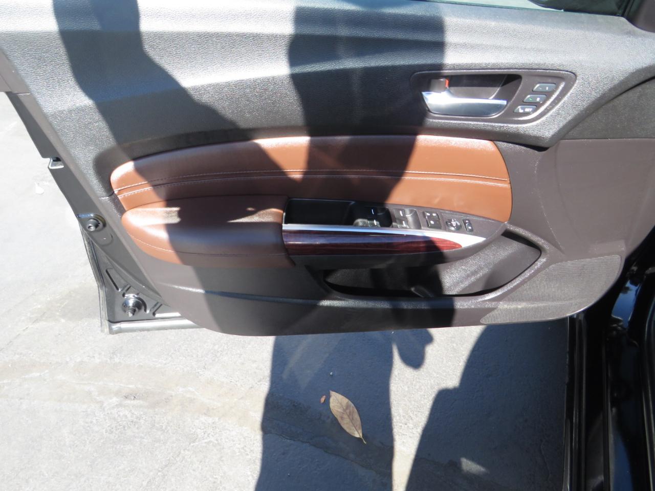 Acura TLX 4dr Sdn FWD 2015