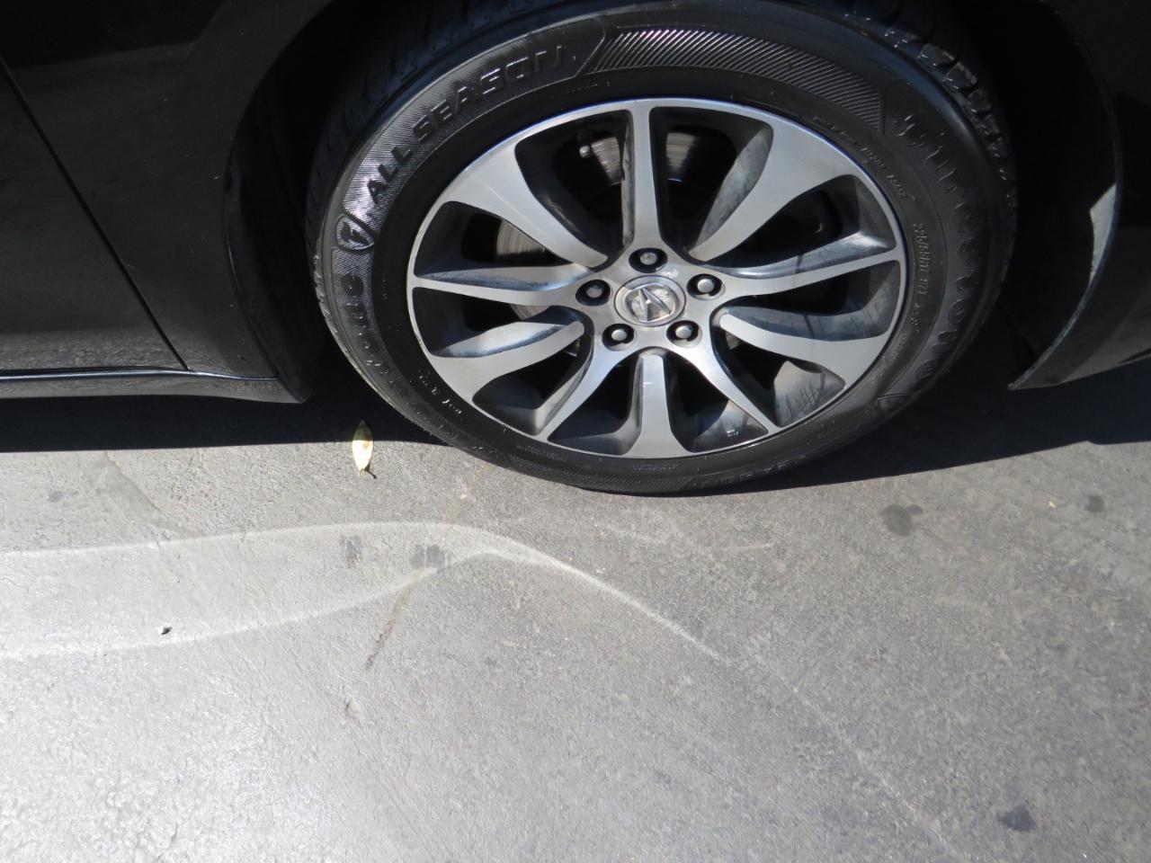 Acura TLX 4dr Sdn FWD 2015