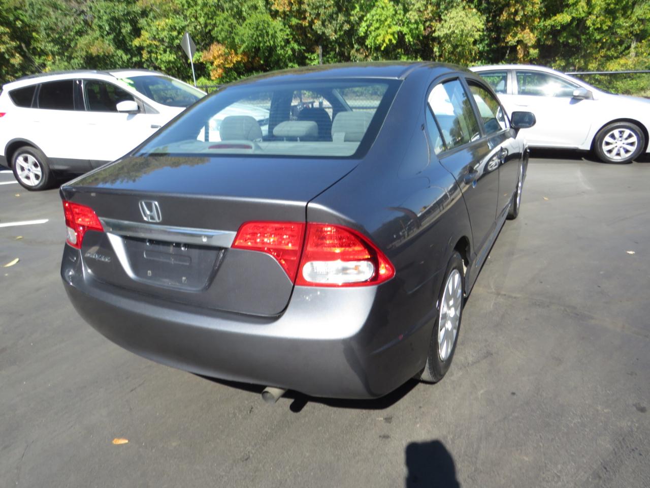 Honda Civic Sdn 4dr Man DX-VP 2011