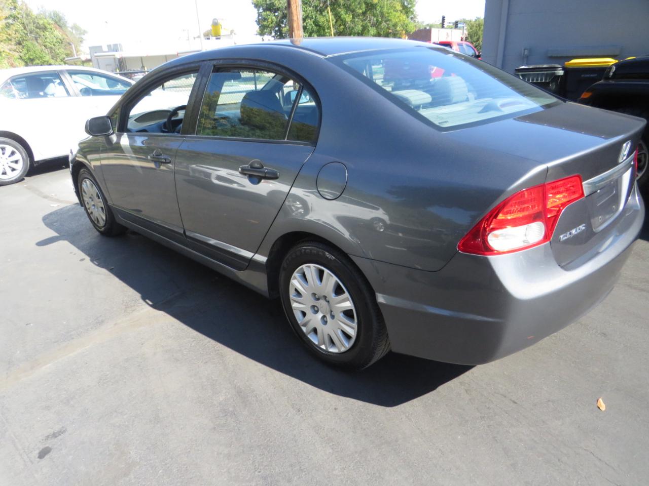 Honda Civic Sdn 4dr Man DX-VP 2011