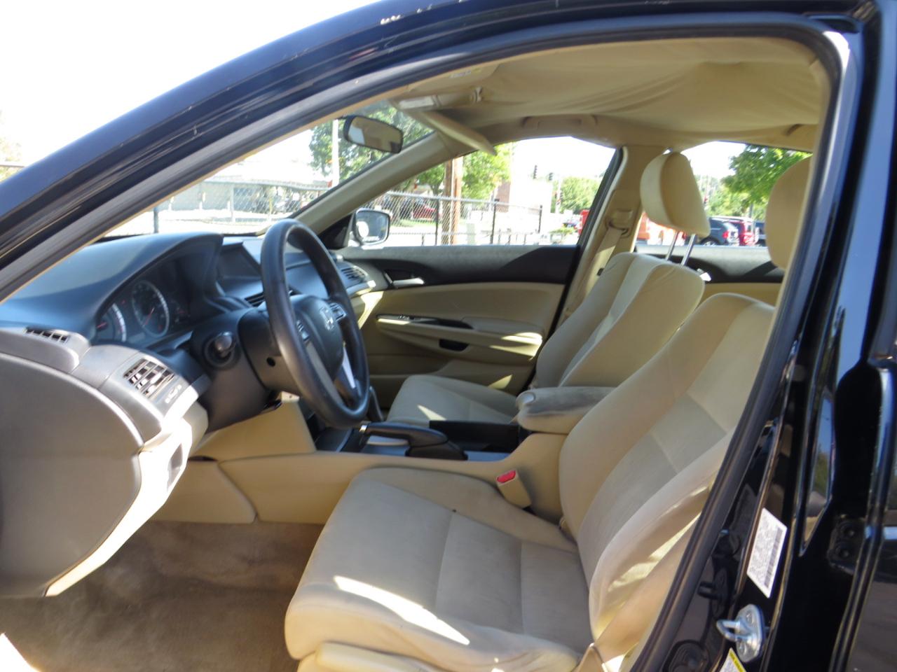 Honda Accord Sdn 4dr I4 Auto LX 2011