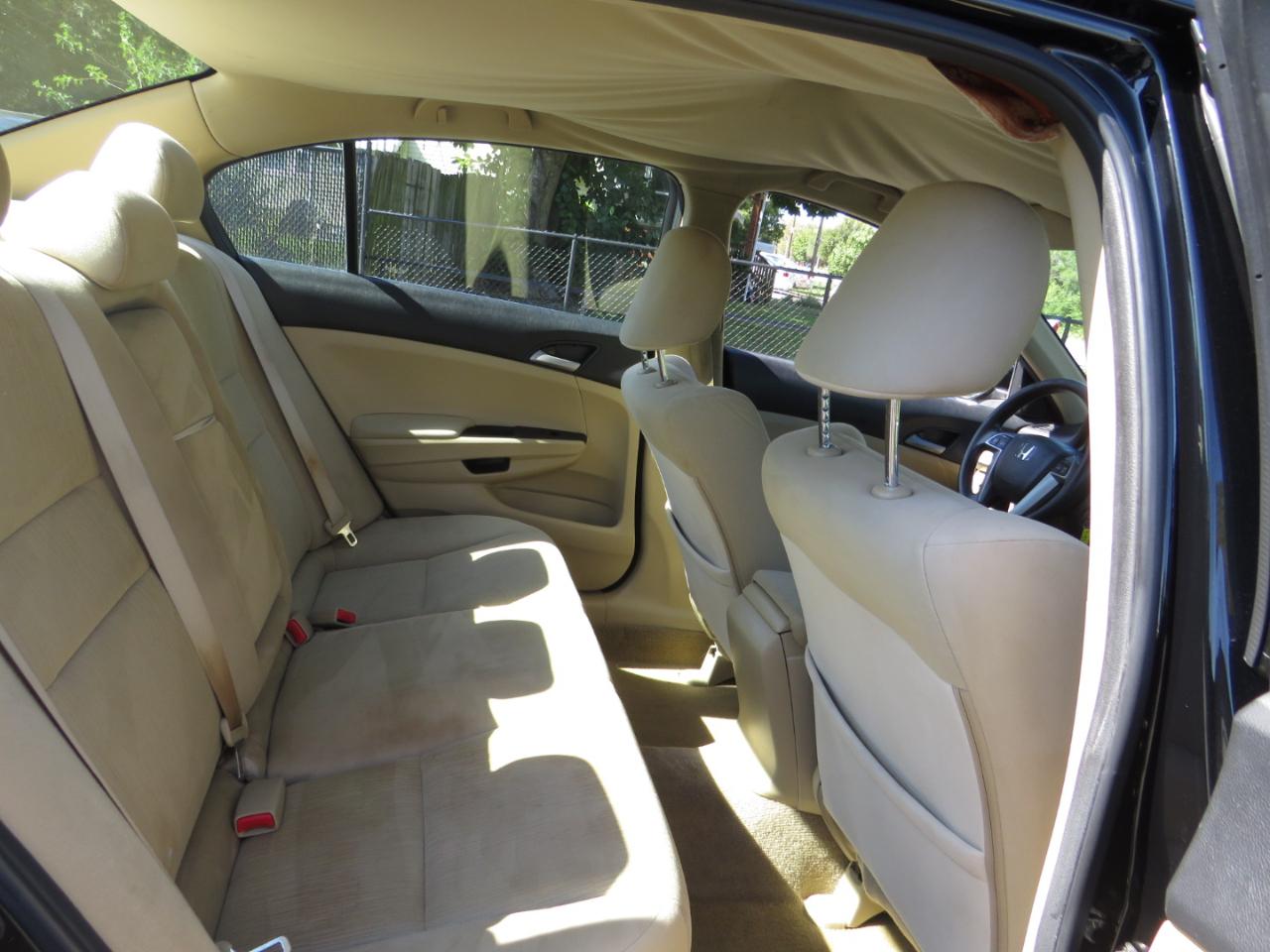 Honda Accord Sdn 4dr I4 Auto LX 2011