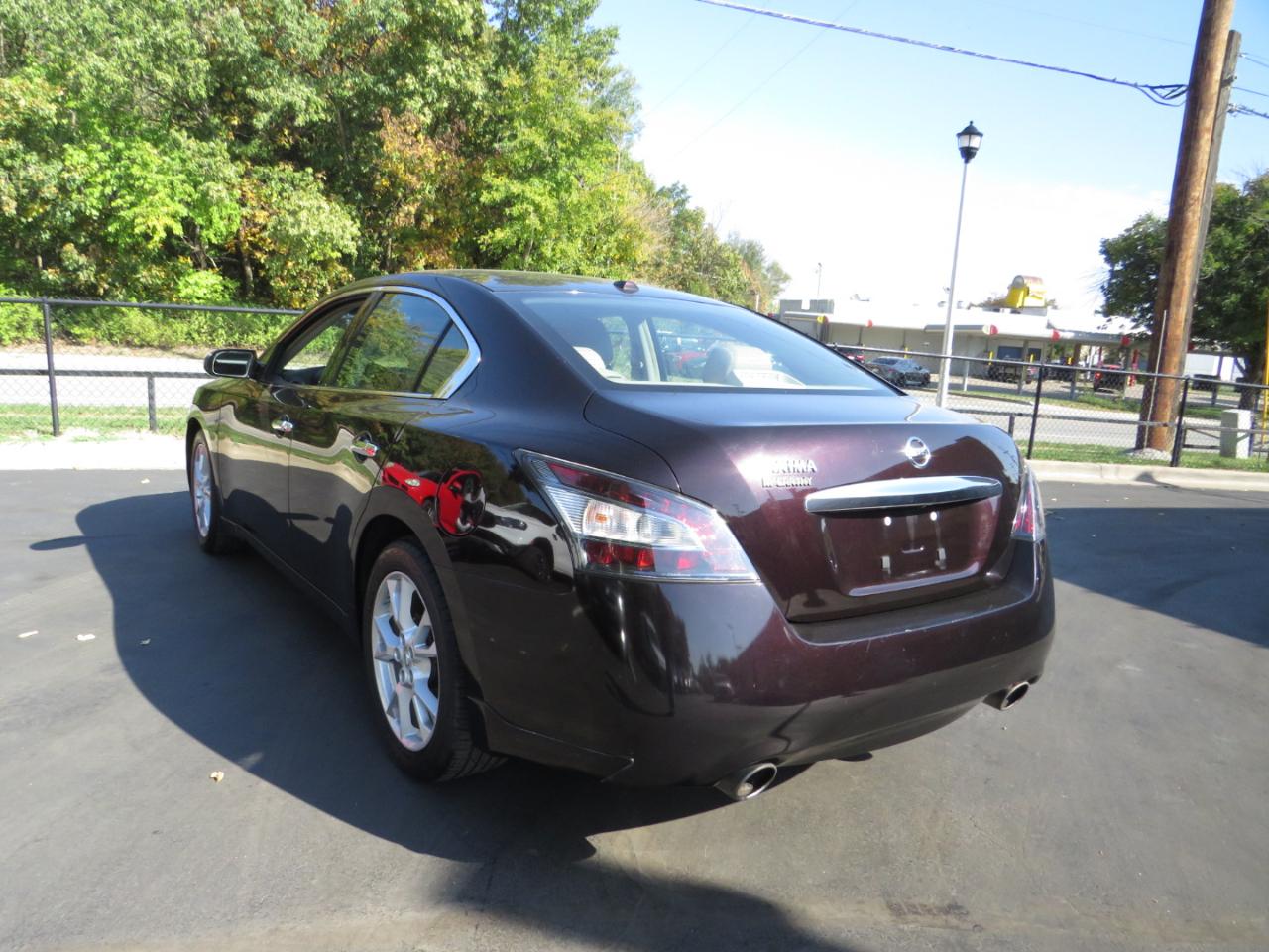 Nissan Maxima 4dr Sdn 3.5 SV 2014
