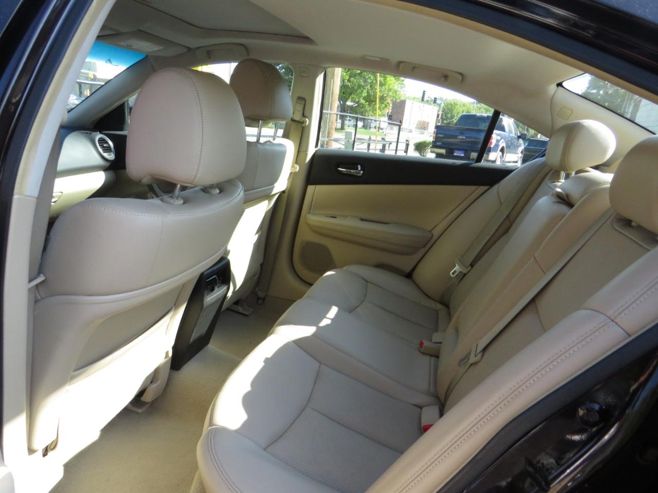 Nissan Maxima 4dr Sdn 3.5 SV 2014