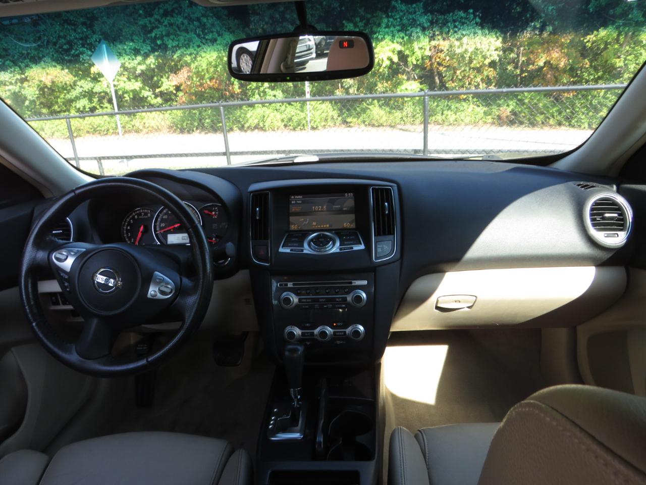 Nissan Maxima 4dr Sdn 3.5 SV 2014