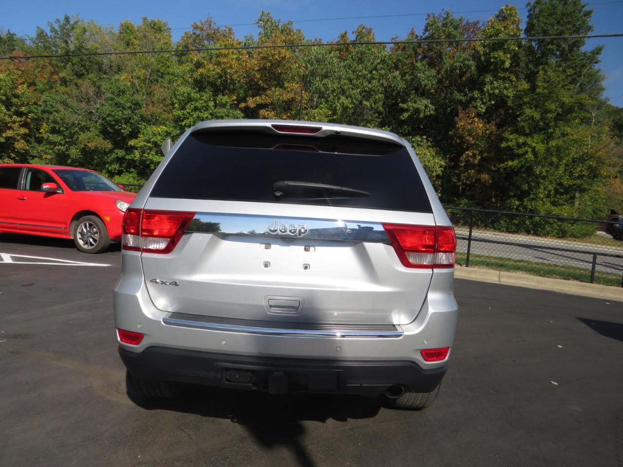 Jeep Grand Cherokee 4WD 4dr Overland 2012