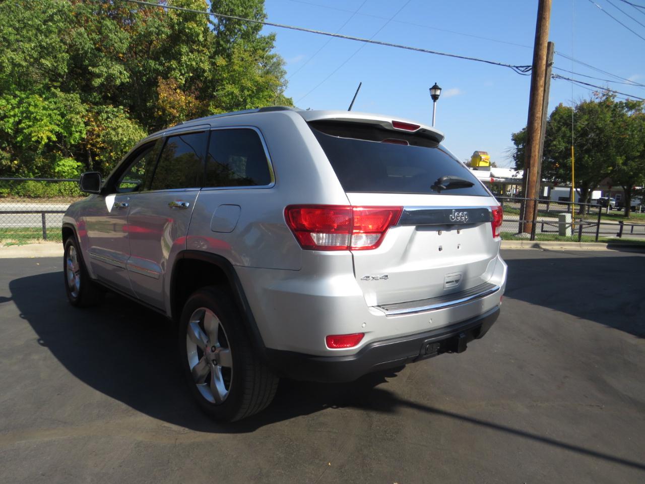 Jeep Grand Cherokee 4WD 4dr Overland 2012