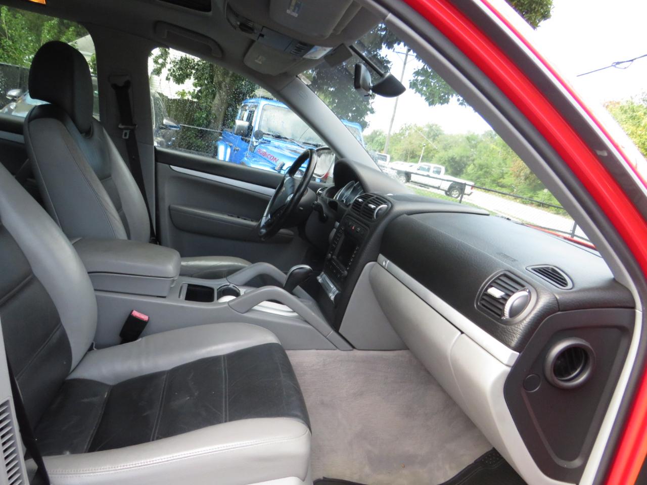 Porsche Cayenne 4dr S Tiptronic 2006