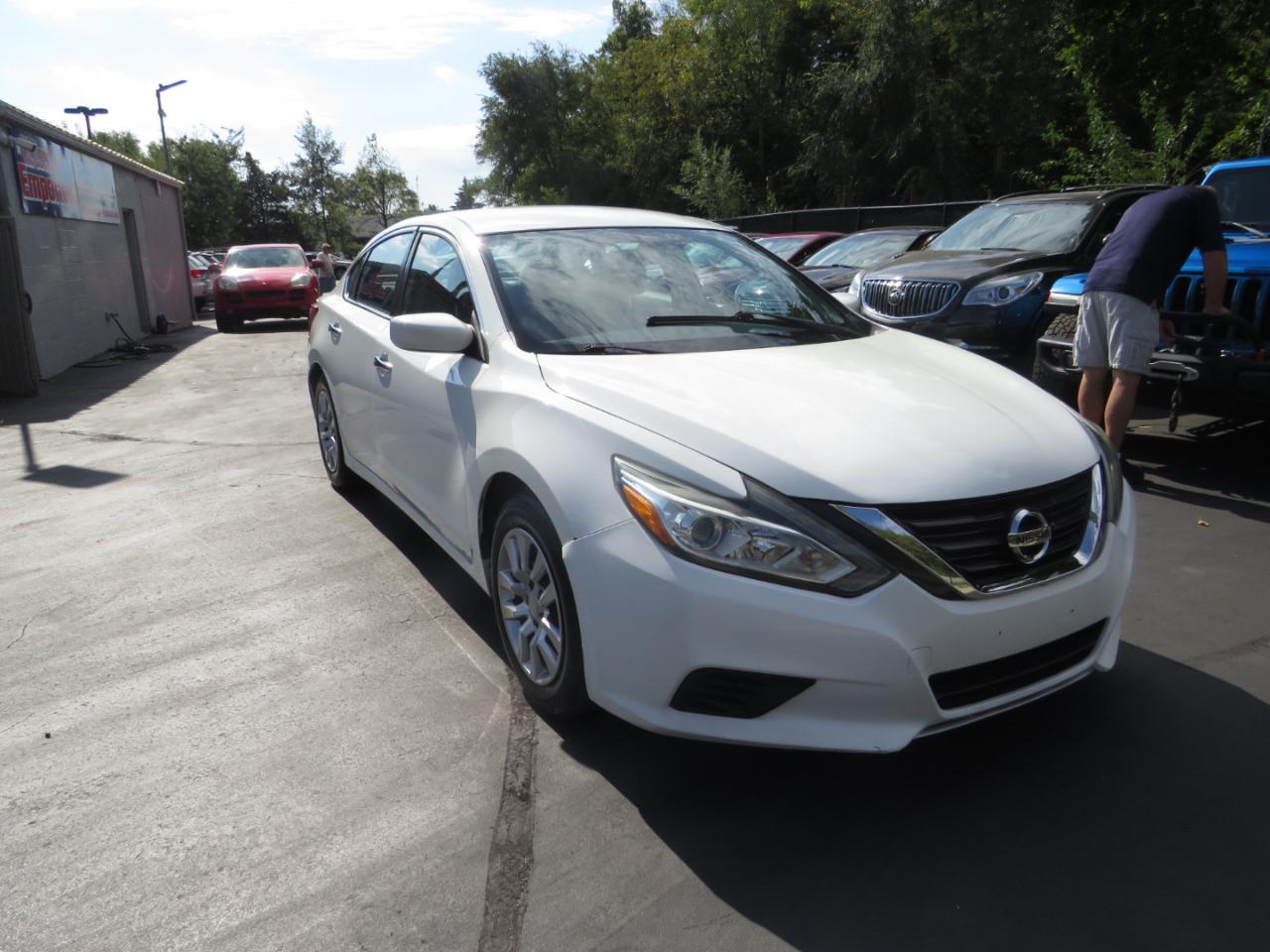 Nissan Altima 2.5 S Sedan 2017