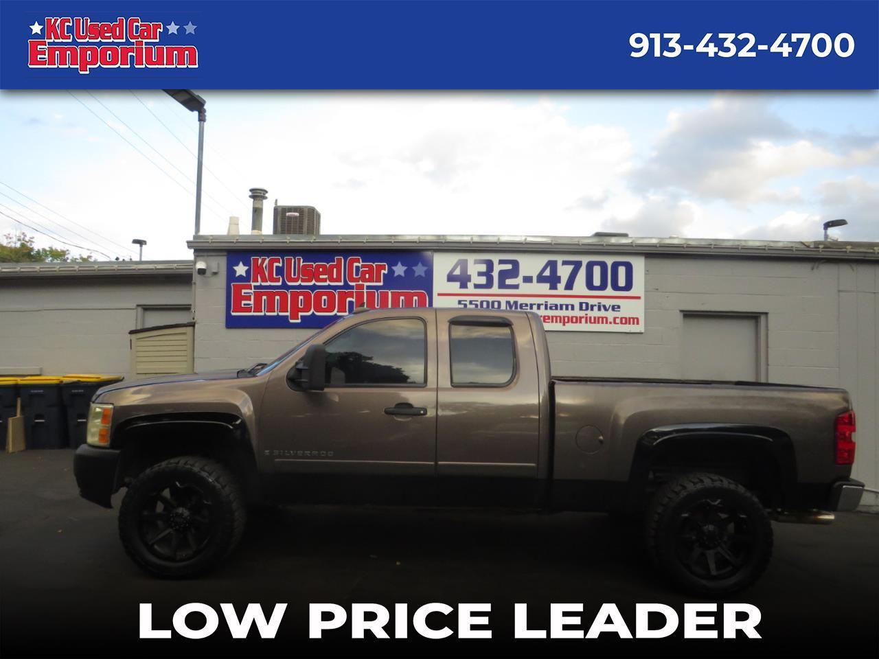 Chevrolet Silverado 1500 4WD Ext Cab 143.5" LT w/2LT 2008