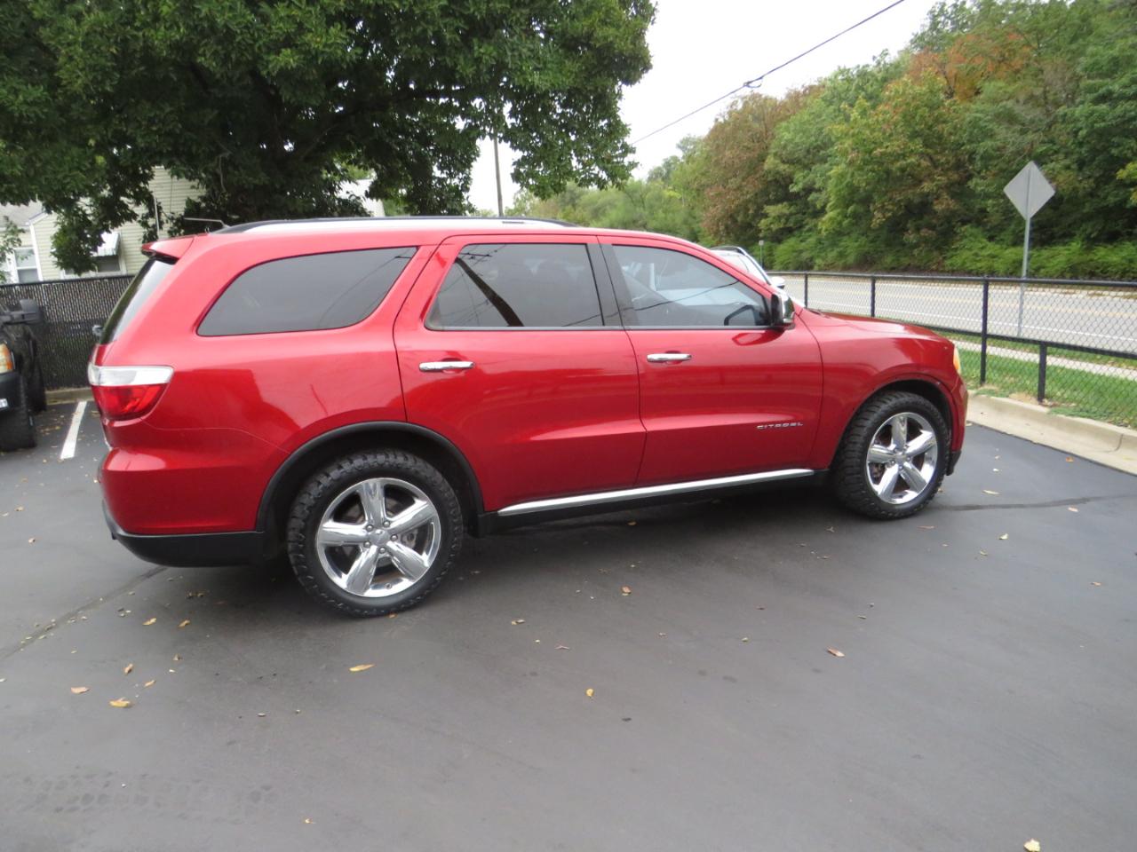 Dodge Durango AWD 4dr Citadel 2011