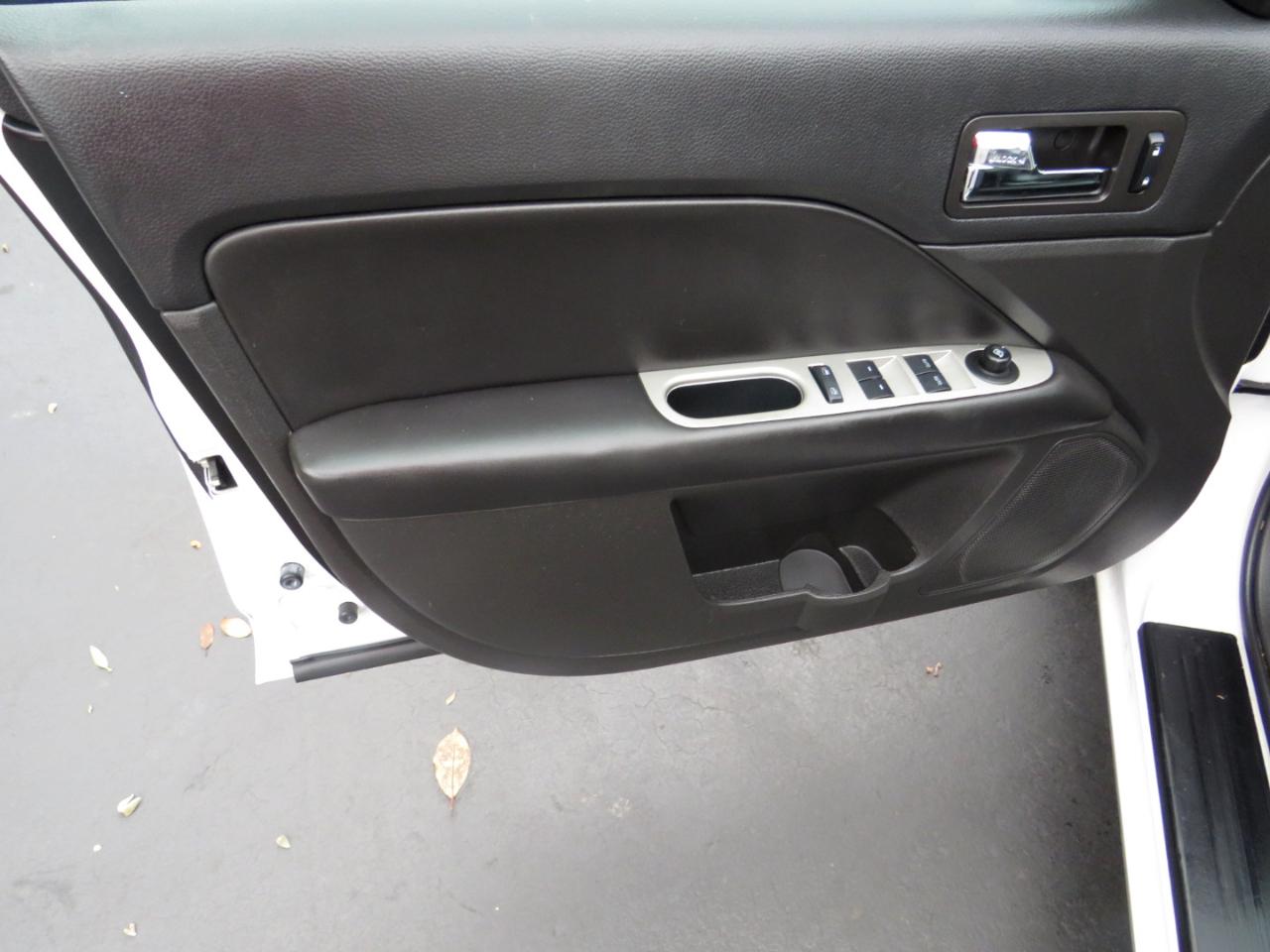 Ford Fusion 4dr Sdn SEL FWD 2012