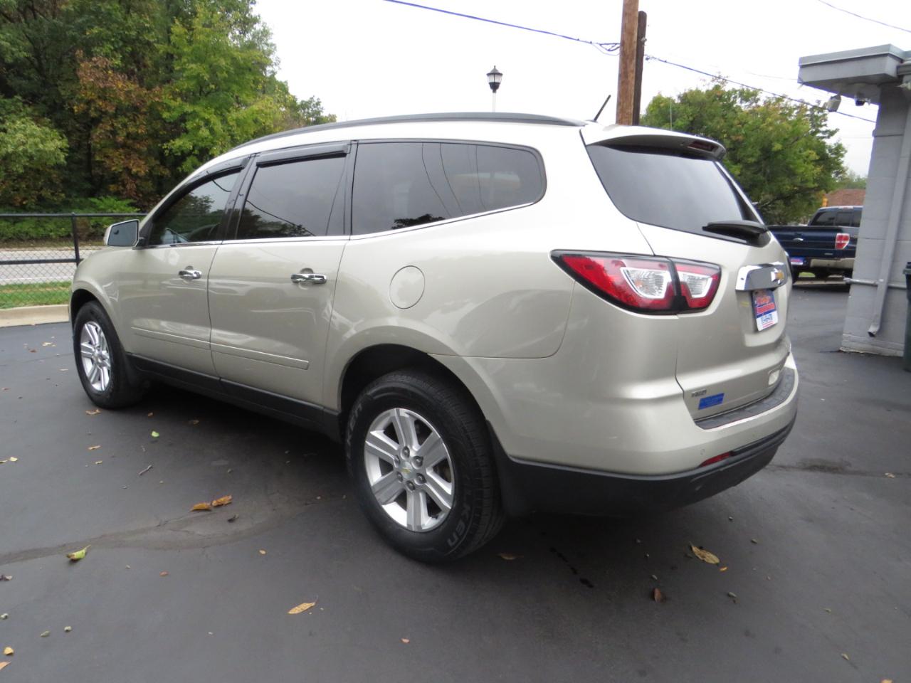Chevrolet Traverse AWD 4dr LT w/1LT 2014