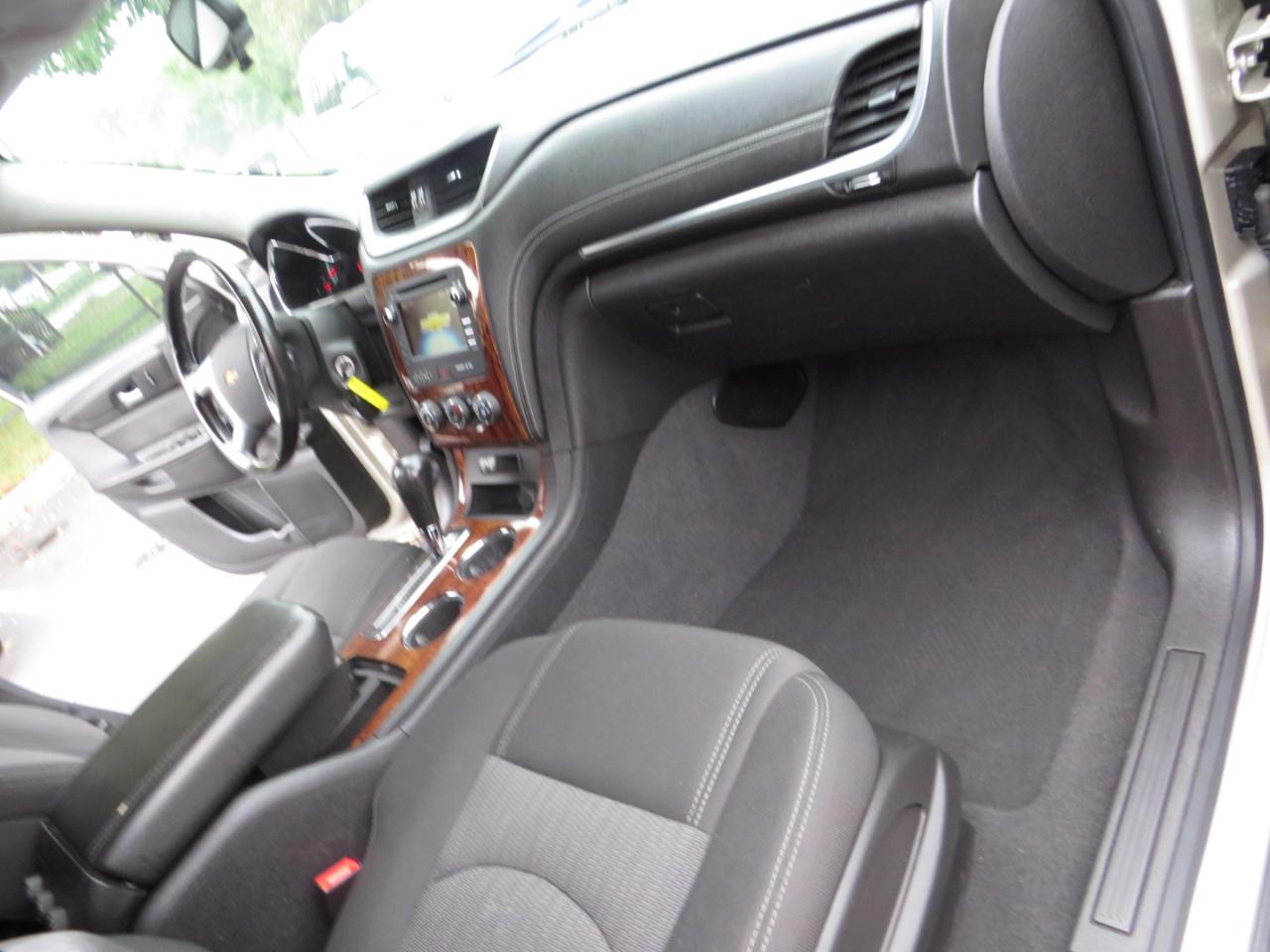 Chevrolet Traverse AWD 4dr LT w/1LT 2014
