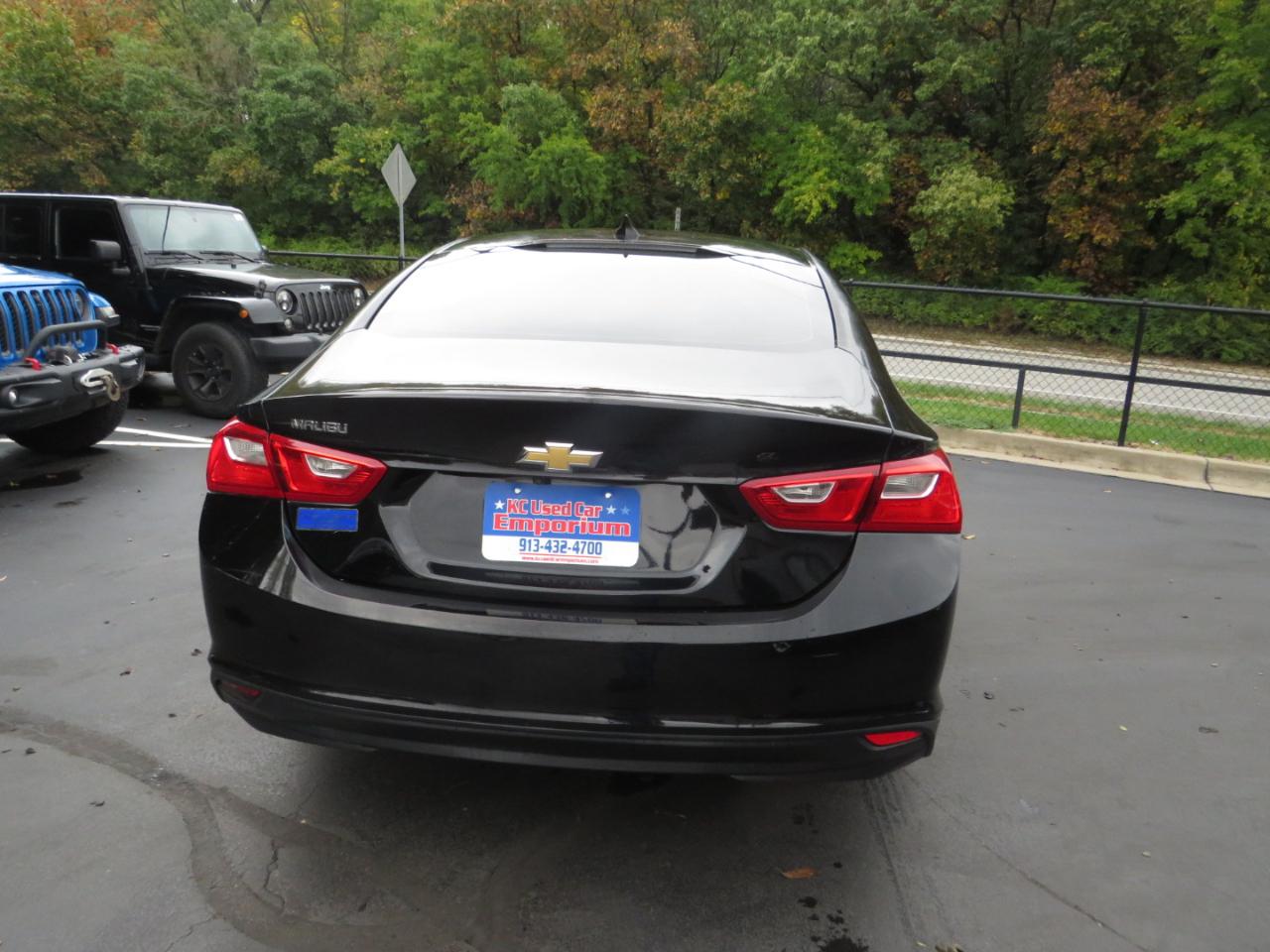 Chevrolet Malibu 4dr Sdn LS w/1LS 2018