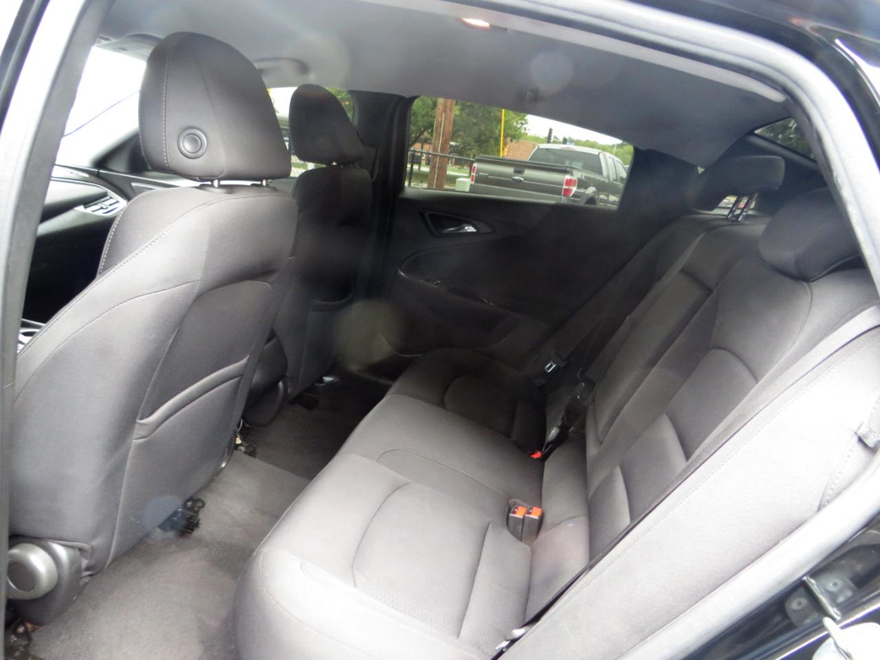 Chevrolet Malibu 4dr Sdn LS w/1LS 2018
