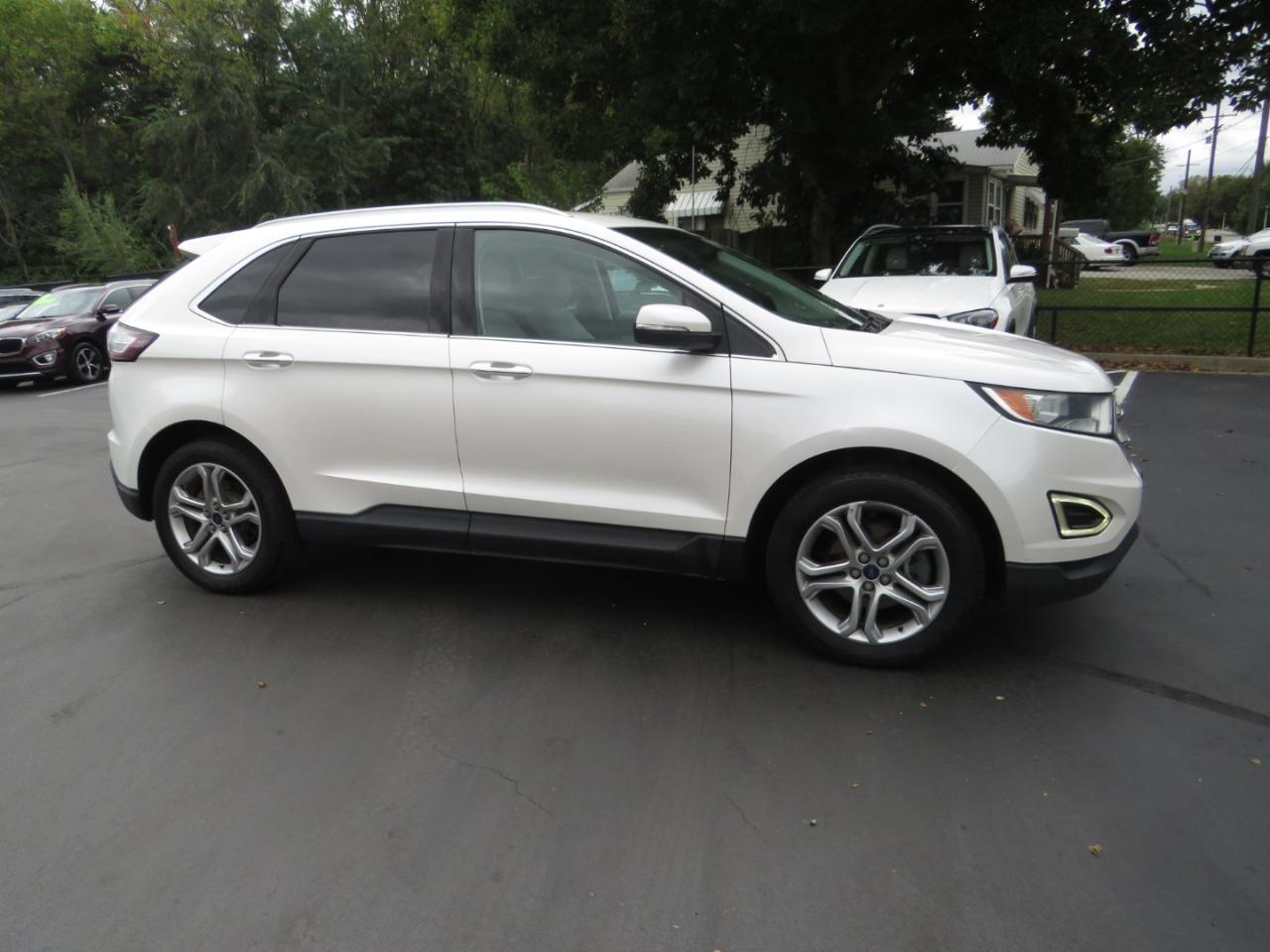 Ford Edge 4dr Titanium FWD 2015