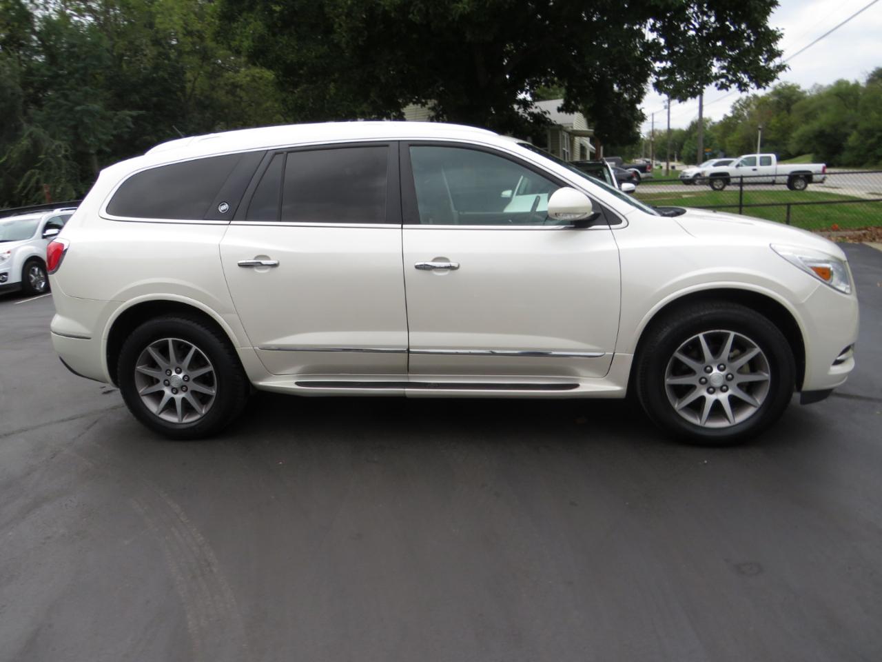 Buick Enclave FWD 4dr Leather 2013