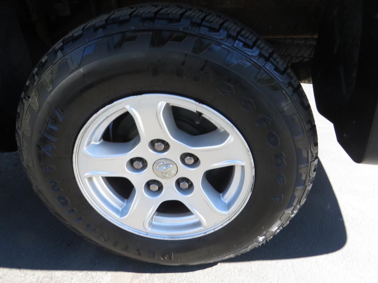 Dodge Dakota 4dr Quad Cab 131 4WD ST 2006