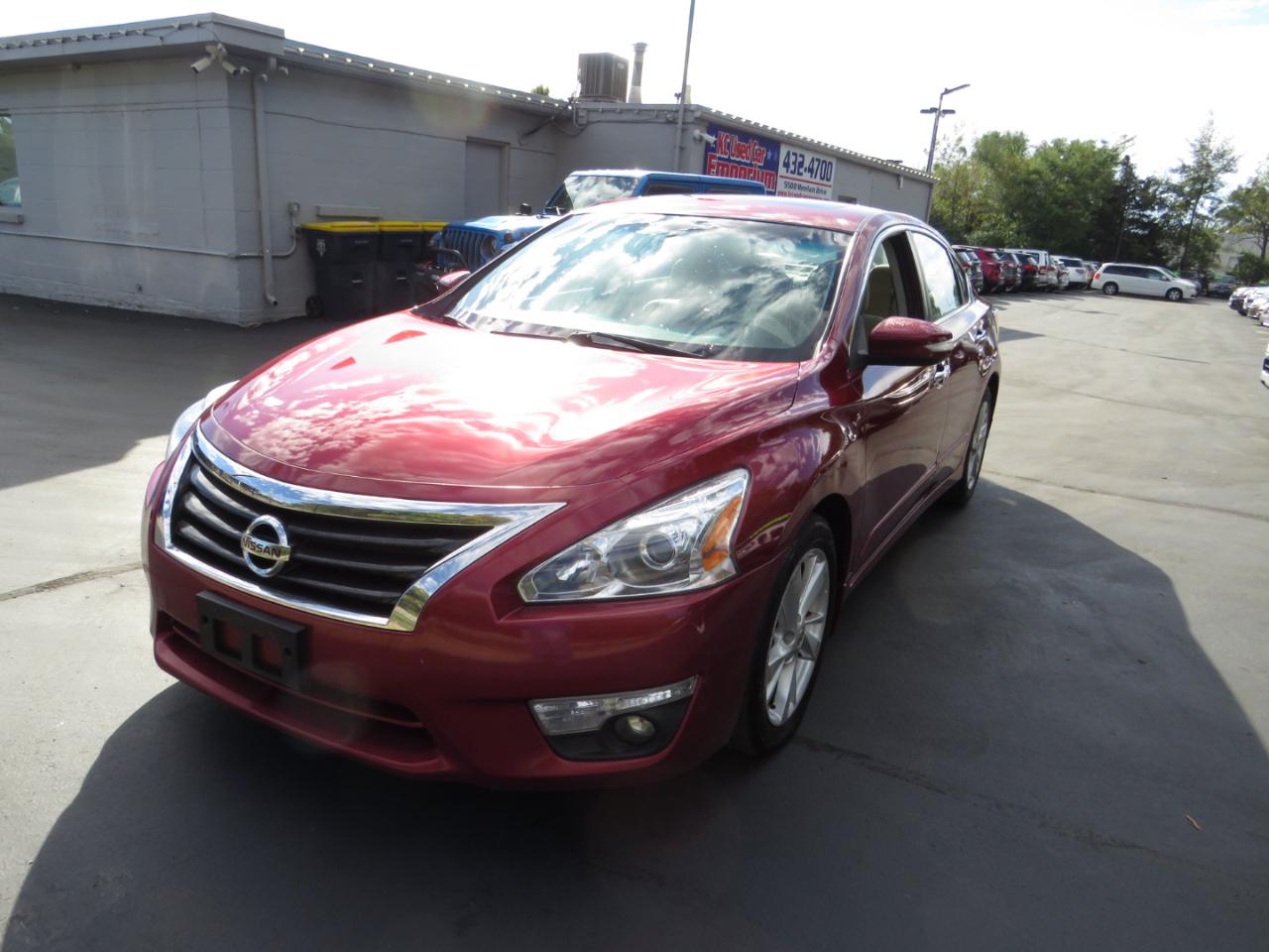 Nissan Altima 4dr Sdn I4 2.5 SV 2014