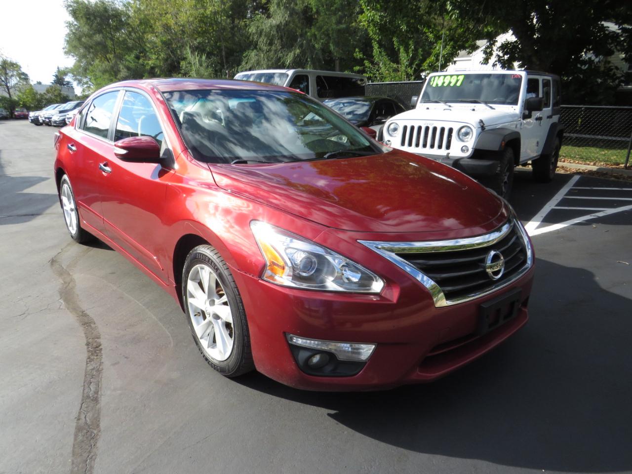 Nissan Altima 4dr Sdn I4 2.5 SV 2014