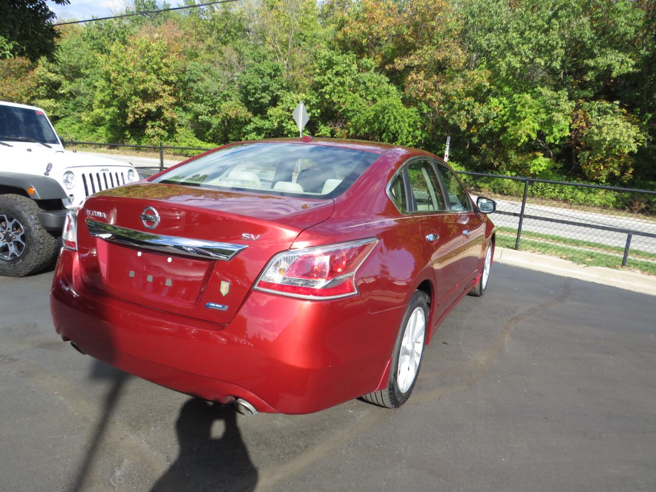 Nissan Altima 4dr Sdn I4 2.5 SV 2014