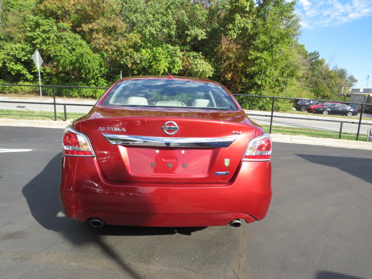 Nissan Altima 4dr Sdn I4 2.5 SV 2014