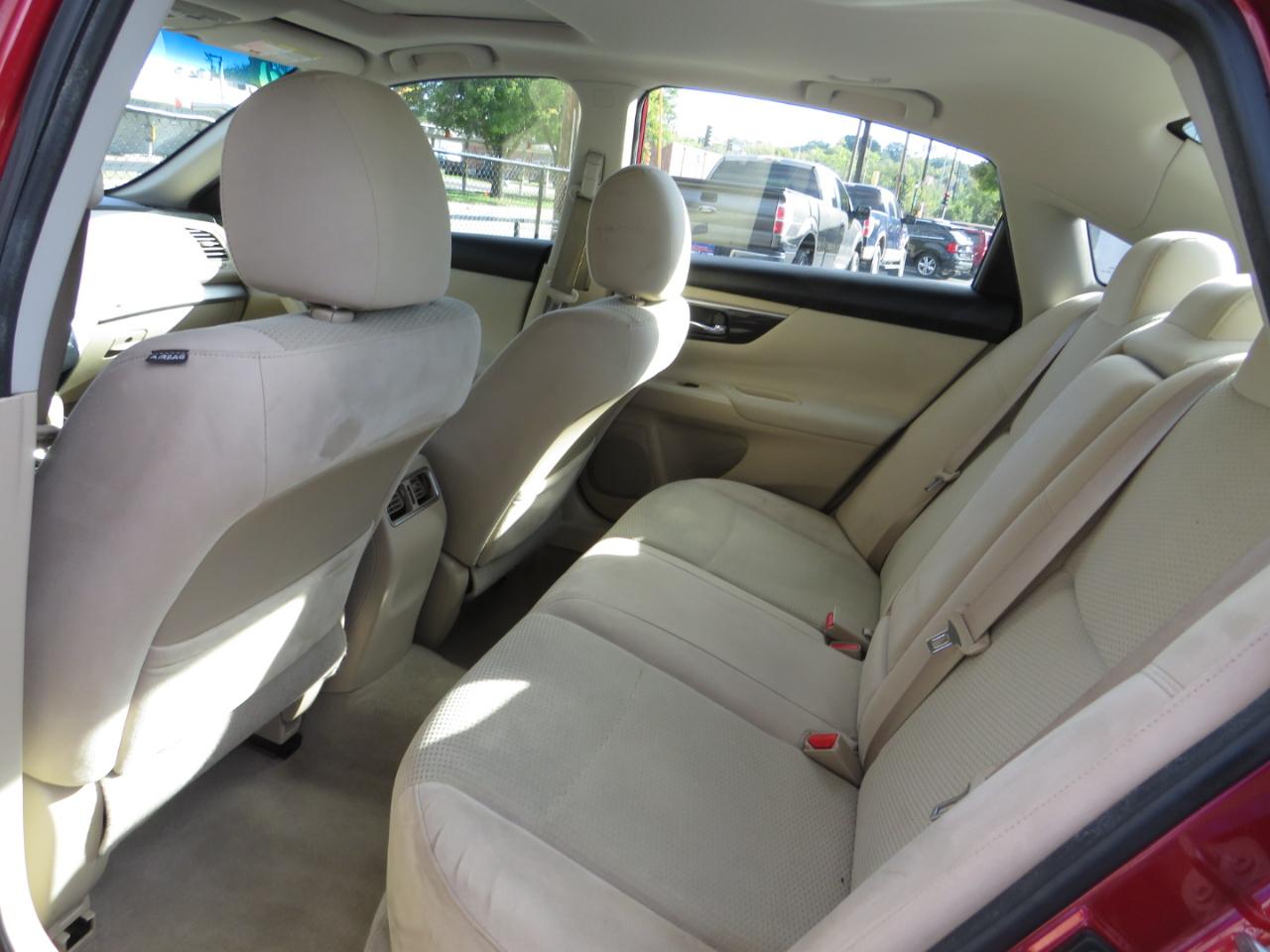 Nissan Altima 4dr Sdn I4 2.5 SV 2014
