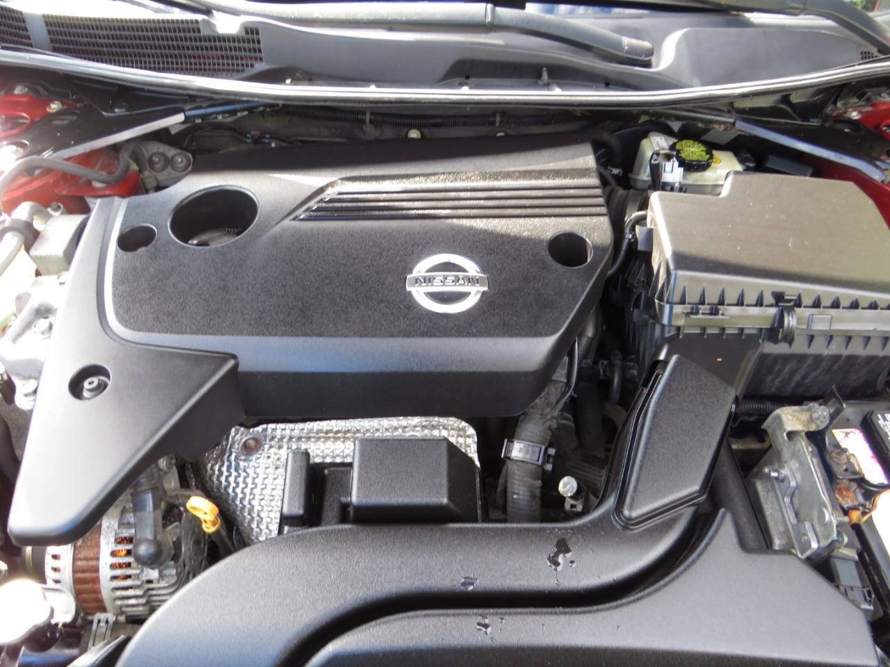 Nissan Altima 4dr Sdn I4 2.5 SV 2014