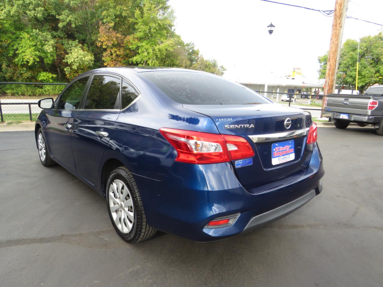 Nissan Sentra S CVT 2018