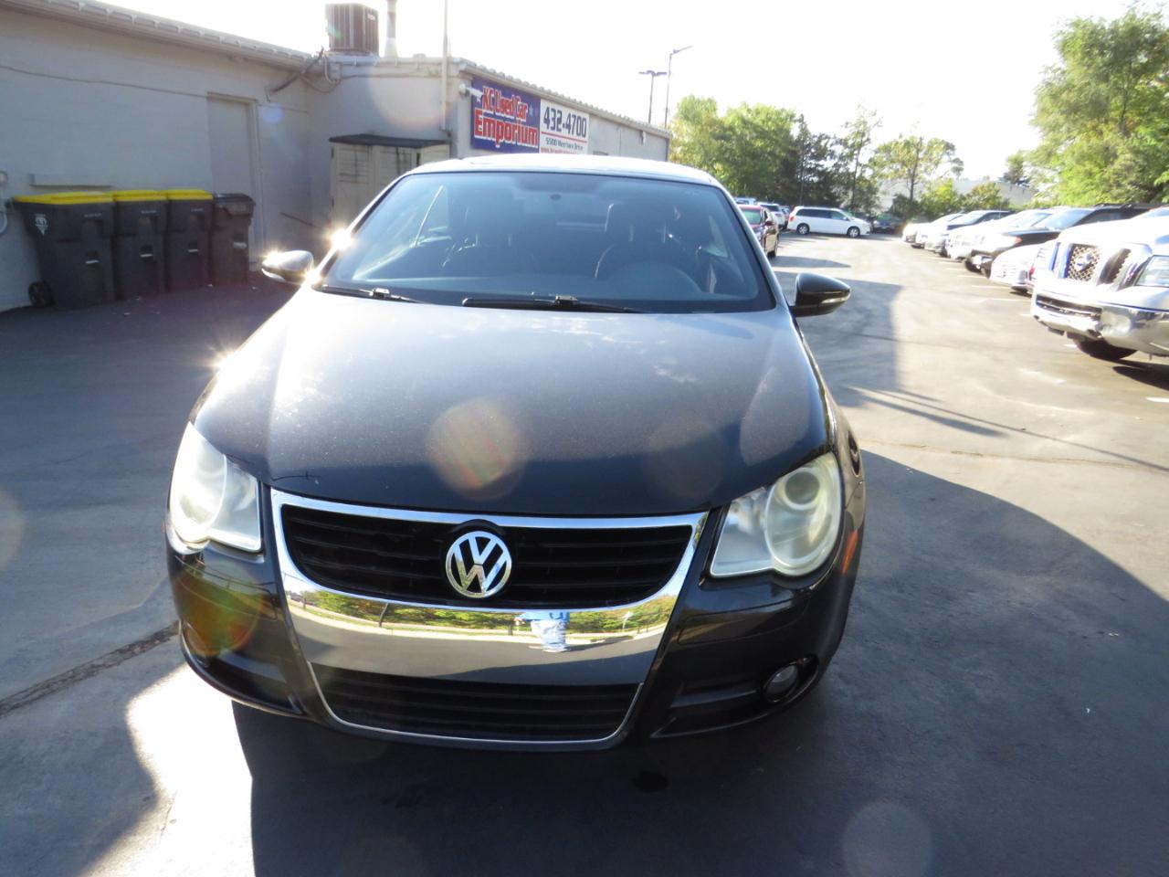 Volkswagen Eos 2dr Conv DSG Komfort 2009