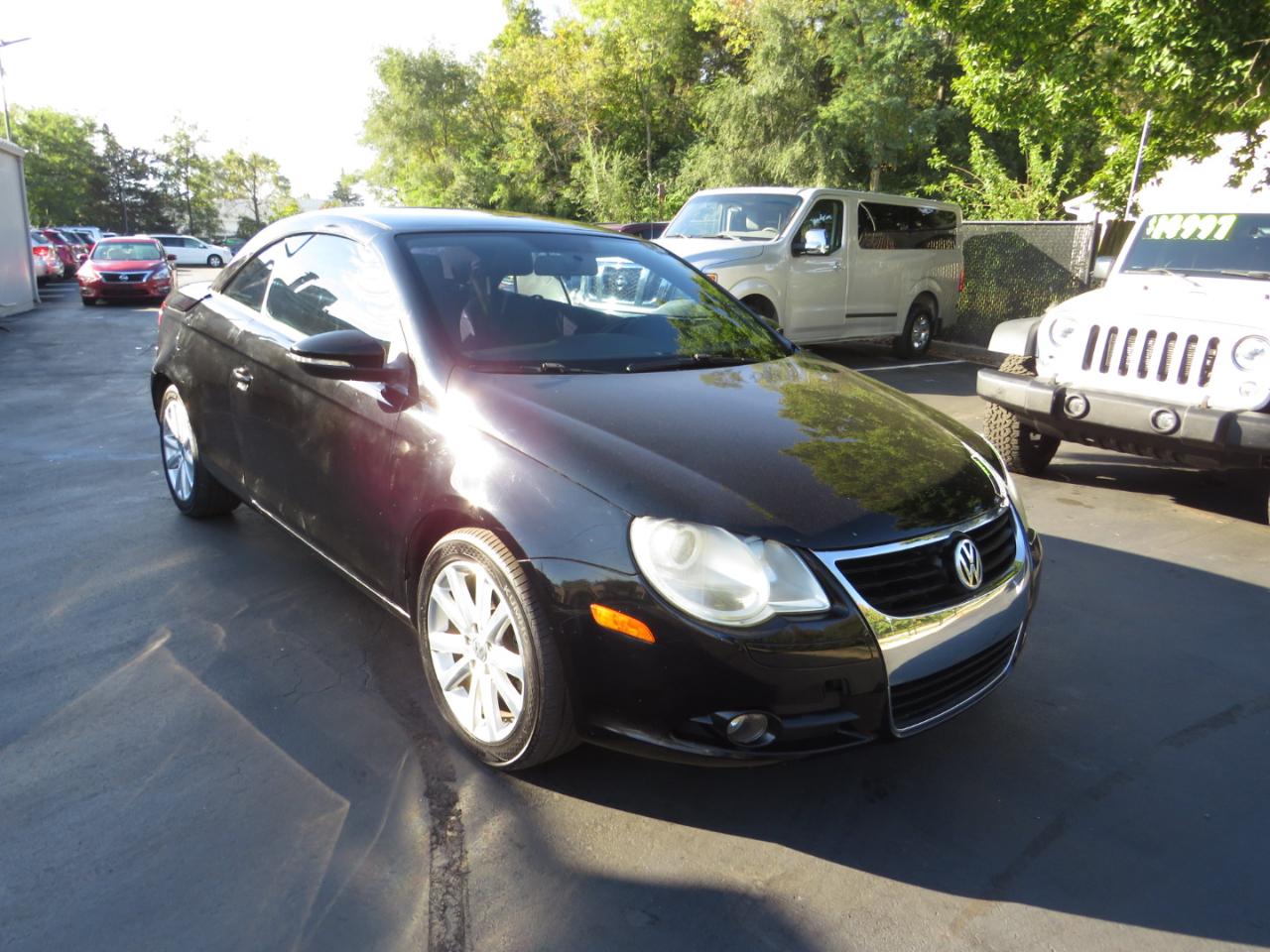 Volkswagen Eos 2dr Conv DSG Komfort 2009