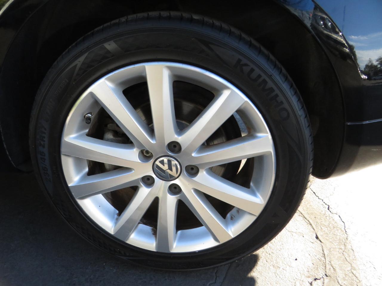 Volkswagen Eos 2dr Conv DSG Komfort 2009