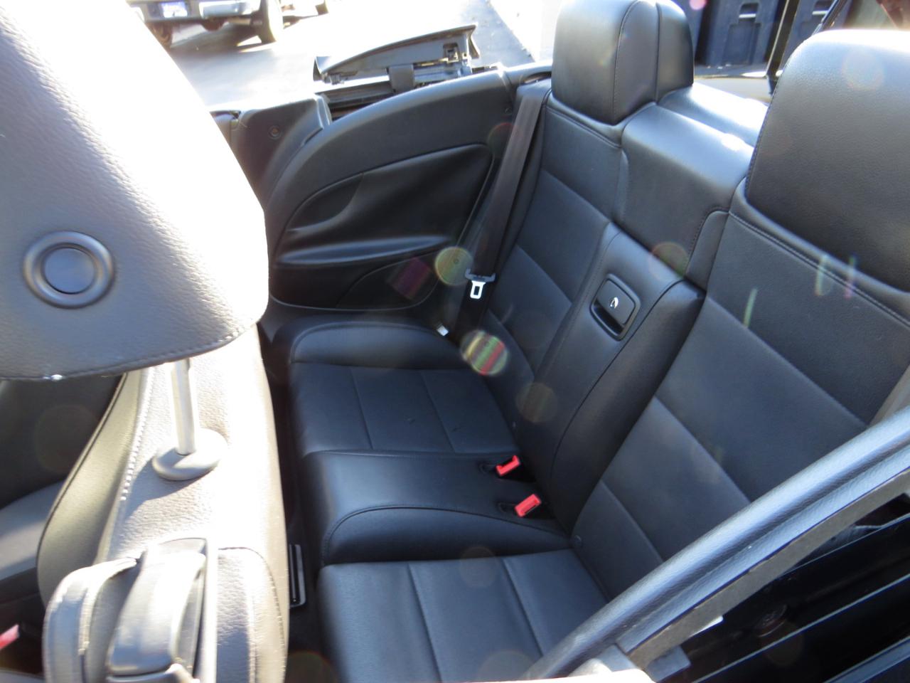 Volkswagen Eos 2dr Conv DSG Komfort 2009