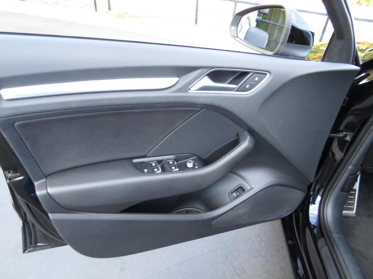 Audi A3 4dr Sdn FWD 1.8T Premium 2015