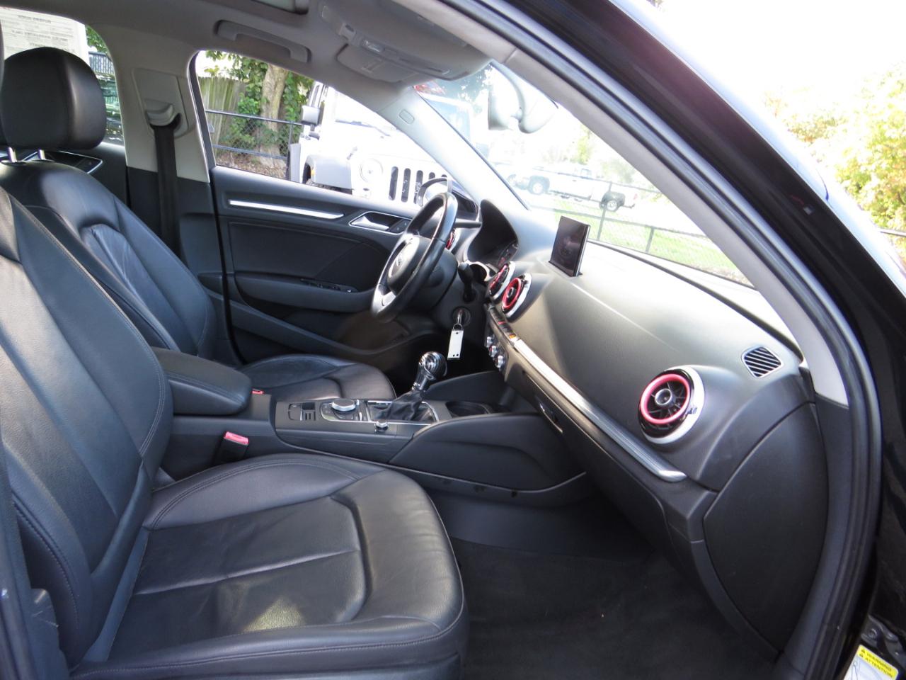 Audi A3 4dr Sdn FWD 1.8T Premium 2015
